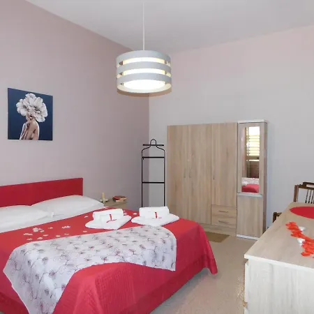 Maison Nicolle Holiday home